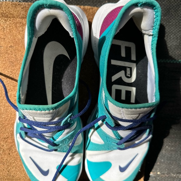 Made for you Tiffany! Custom Nike Free Running Shoe - Picture 9 of 11